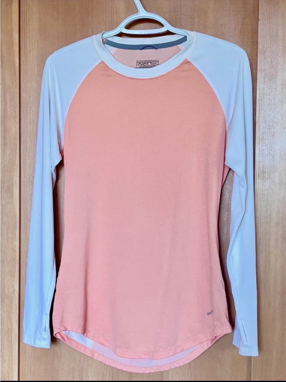 Patagonia Women’s Tropic Comfort Crew XS Lite Cusco Orange Thumbholes UPF